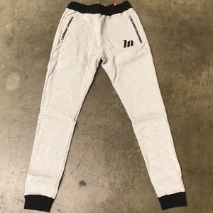 UNISEX - MUSCLE NATION FIT TAPERED BOTTOMS - Grey